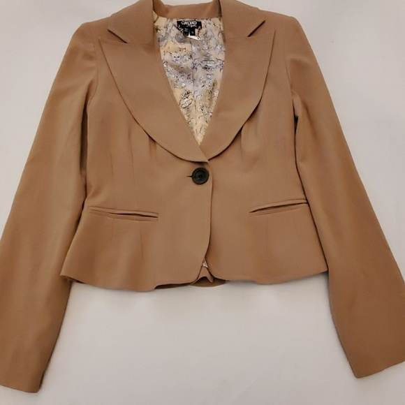 ❌❌ sold ❌❌XOXO Blazer NWOT size small - Picture 2 of 5